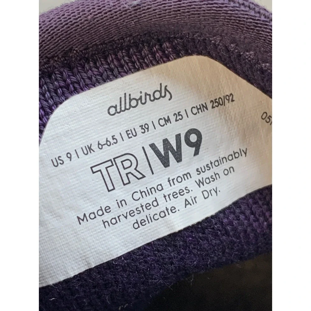 Allbirds Tree Runners Women's 9 Purple Eucalyptus Fiber Sneakers Walking Shoes